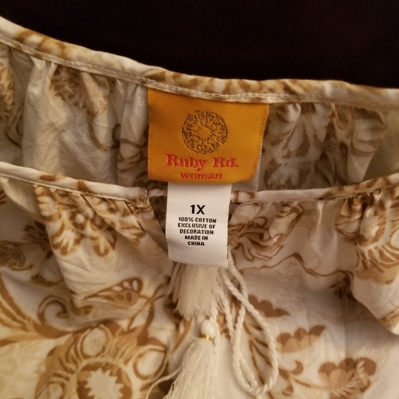 Ruby Rd Top - Picture 3 of 4